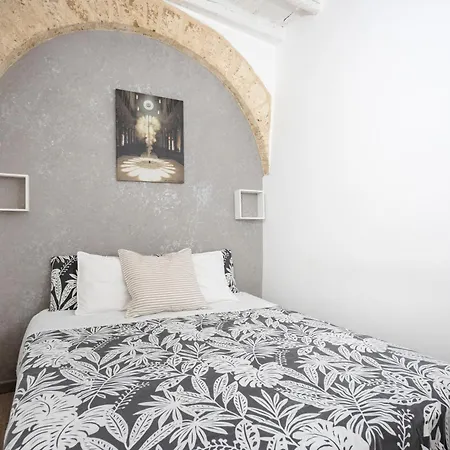 Apartmanhotel Dimora Il Solstizio - Sanctuary Where Light Meets