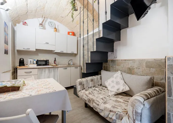 Dimora Il Solstizio - Sanctuary Where Light Meets מלון דירות בארי