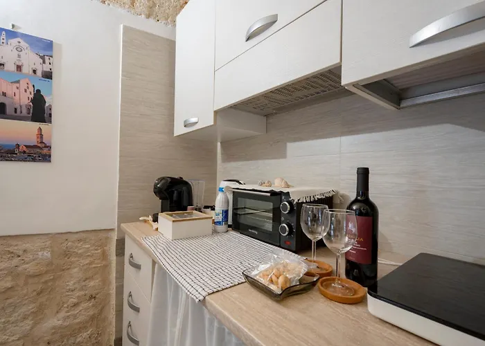 Dimora Il Solstizio - Sanctuary Where Light Meets מלון דירות